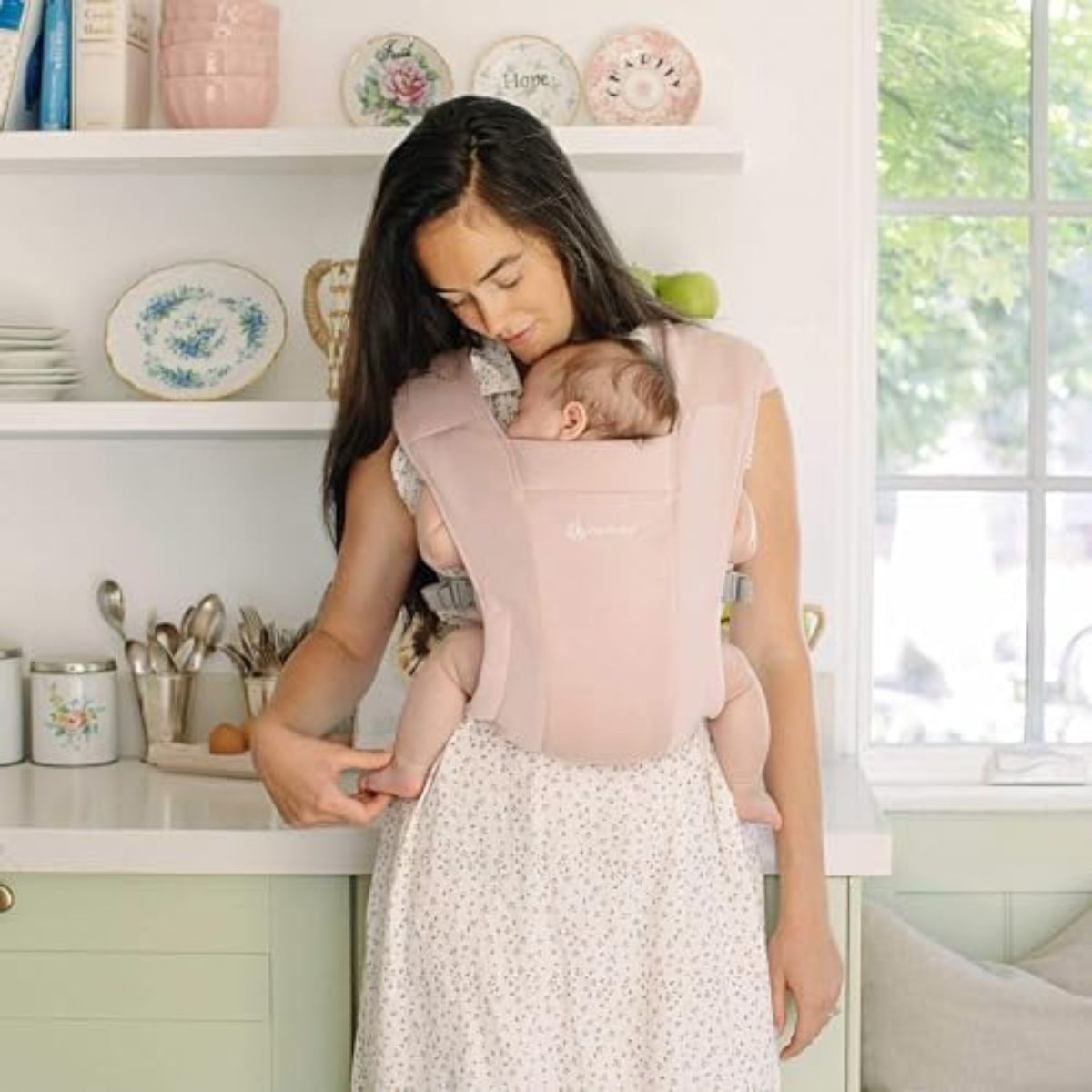 Ergobaby Embrace Newborn Baby Carrier 0-12M - Blush Pink - Simple & Comfortable Babywearing