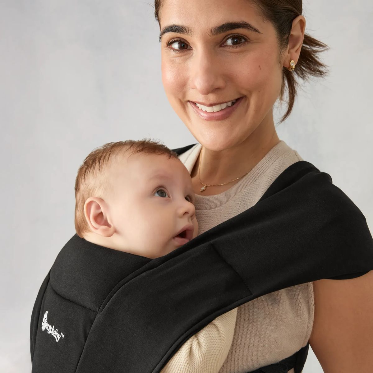 Ergobaby Embrace Newborn Baby Carrier 0-12M - Pure Black - Simple & Comfortable Babywearing